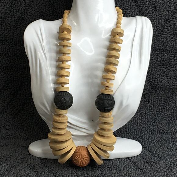 Chunky Red (Terra Cotta) & Black Clay & Wooden Disc Bead Statement Necklace - Picture 1 of 13